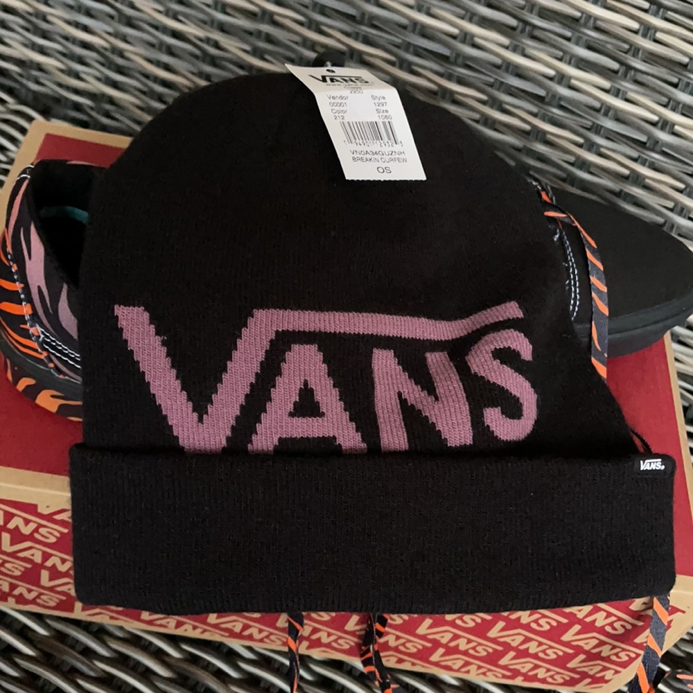 VANS BREAKIN CURFEW - Picture 13 of 16